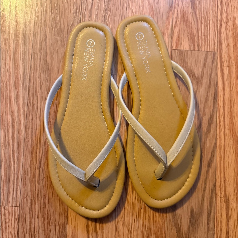Women's Tan and White Sandals
